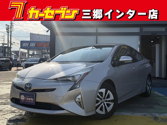 トヨタ プリウス