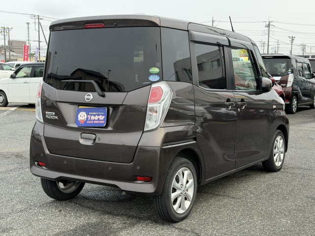 日産 デイズ　ルークス