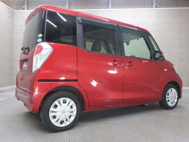 日産 デイズ　ルークス