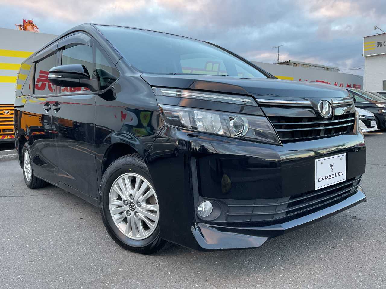 トヨタ ヴォクシー