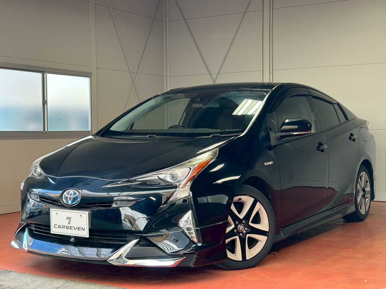 トヨタ プリウス