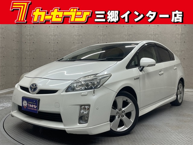 トヨタ プリウス