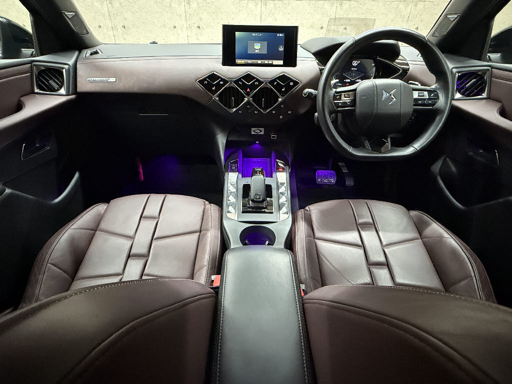 ＤＳ　ＡＵＴＯＭＯＢＩＬＥＳ シトロエン　ＤＳ３　クロスバック