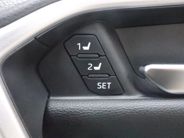 トヨタ ＲＡＶ４　ハイブリッド
