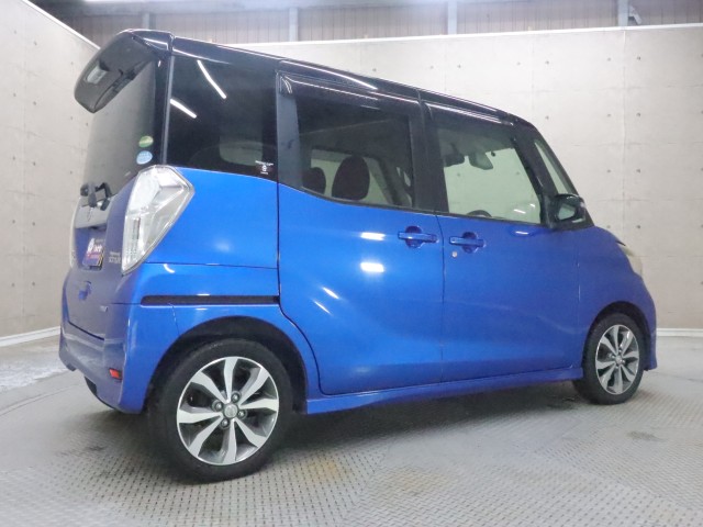 日産 デイズ　ルークス