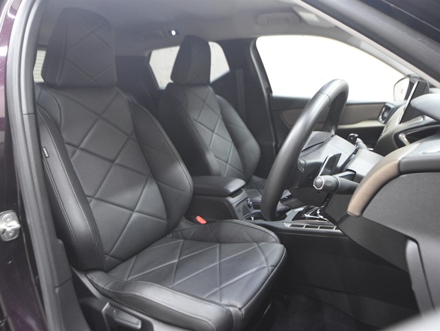 ＤＳ　ＡＵＴＯＭＯＢＩＬＥＳ シトロエン　ＤＳ３　クロスバック