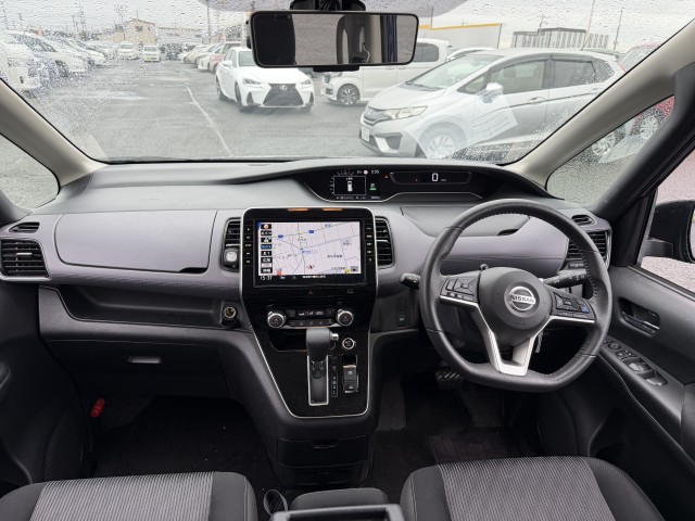 日産 セレナ