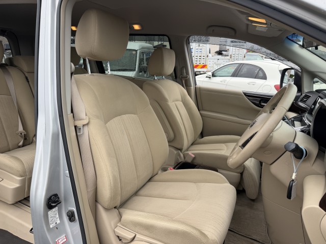 日産 エルグランド
