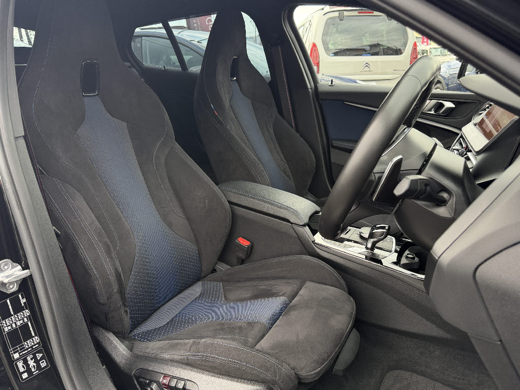 ＢＭＷ ＢＭＷ　１シリーズ　ＨＢ