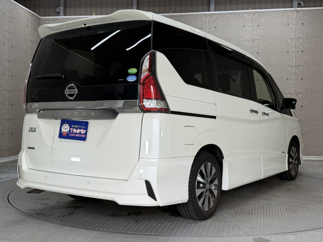 日産 セレナ