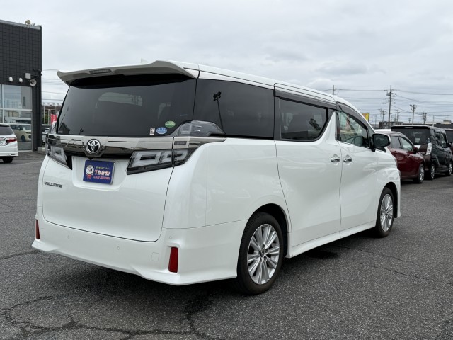 トヨタ ヴェルファイア