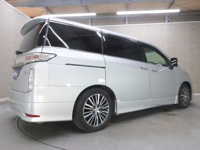 日産 エルグランド