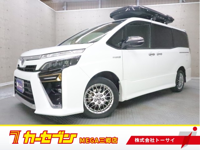 トヨタ ヴォクシー　ハイブリッド