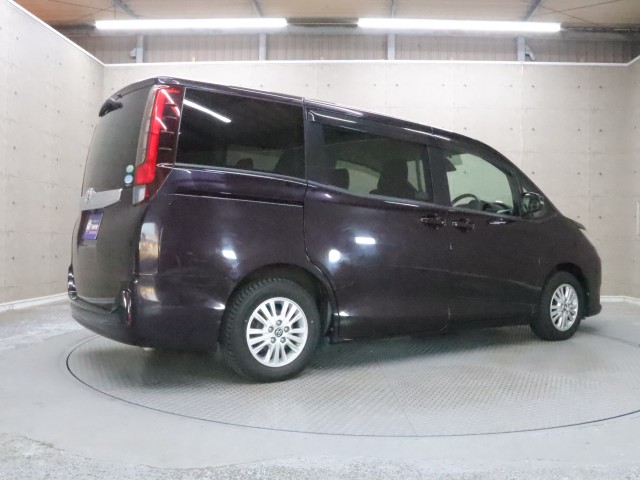 トヨタ ノア