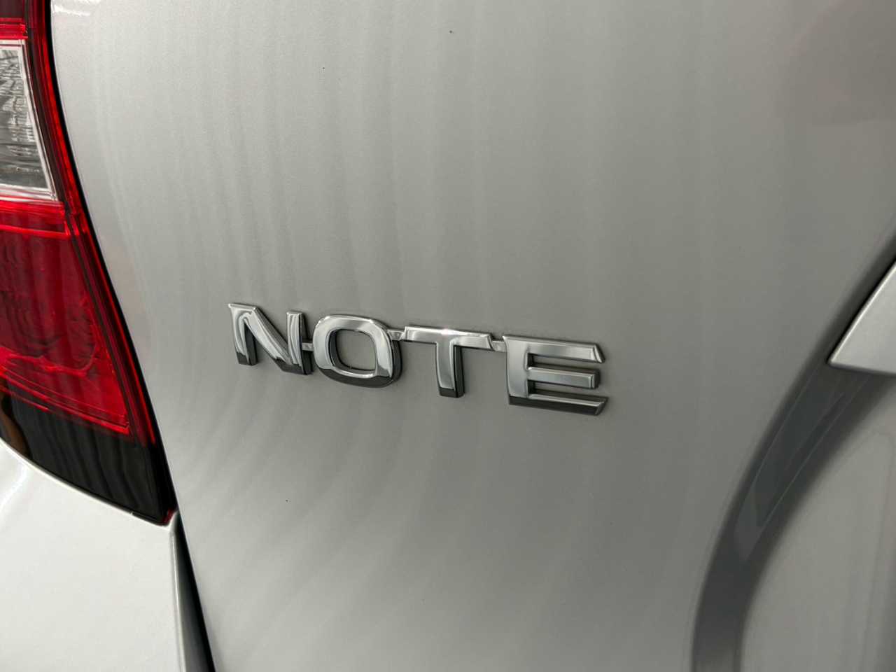 日産 ノート　ＨＢ
