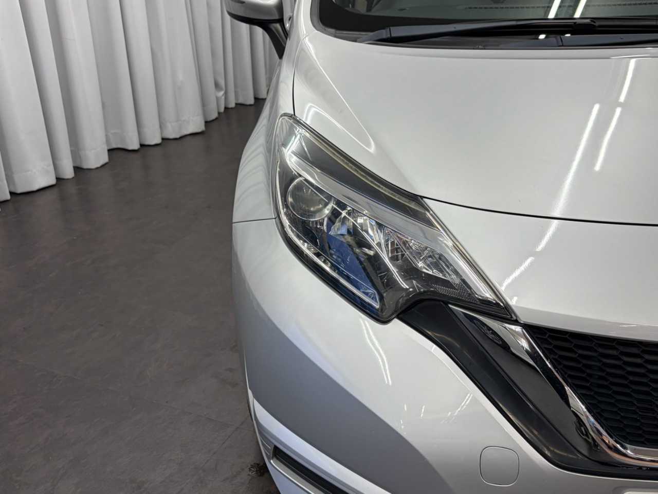 日産 ノート　ＨＢ