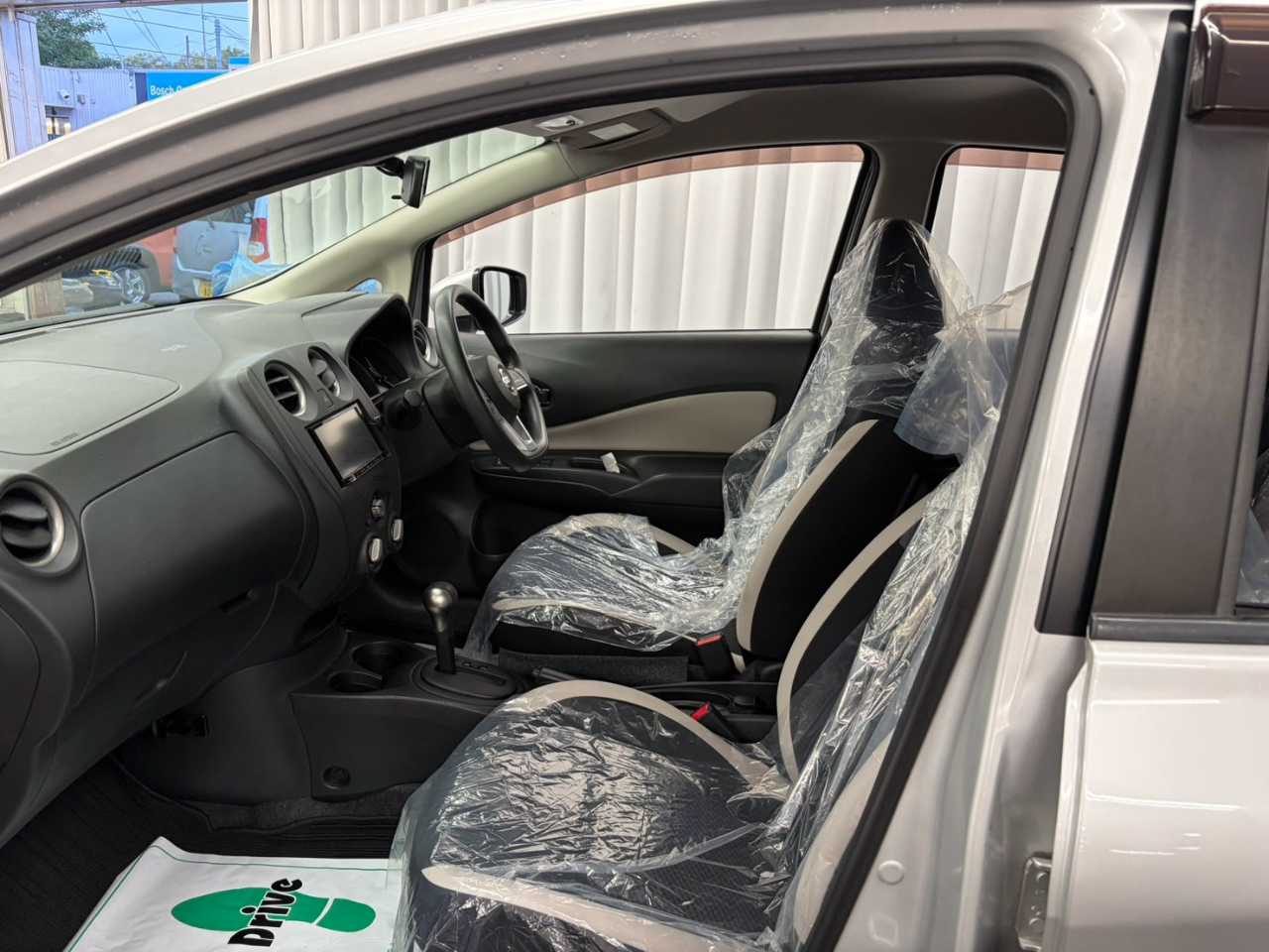 日産 ノート　ＨＢ