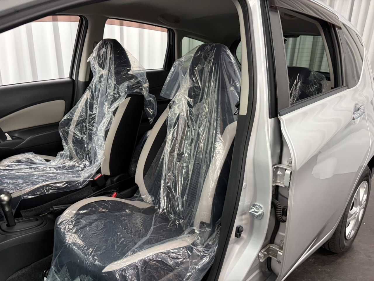 日産 ノート　ＨＢ