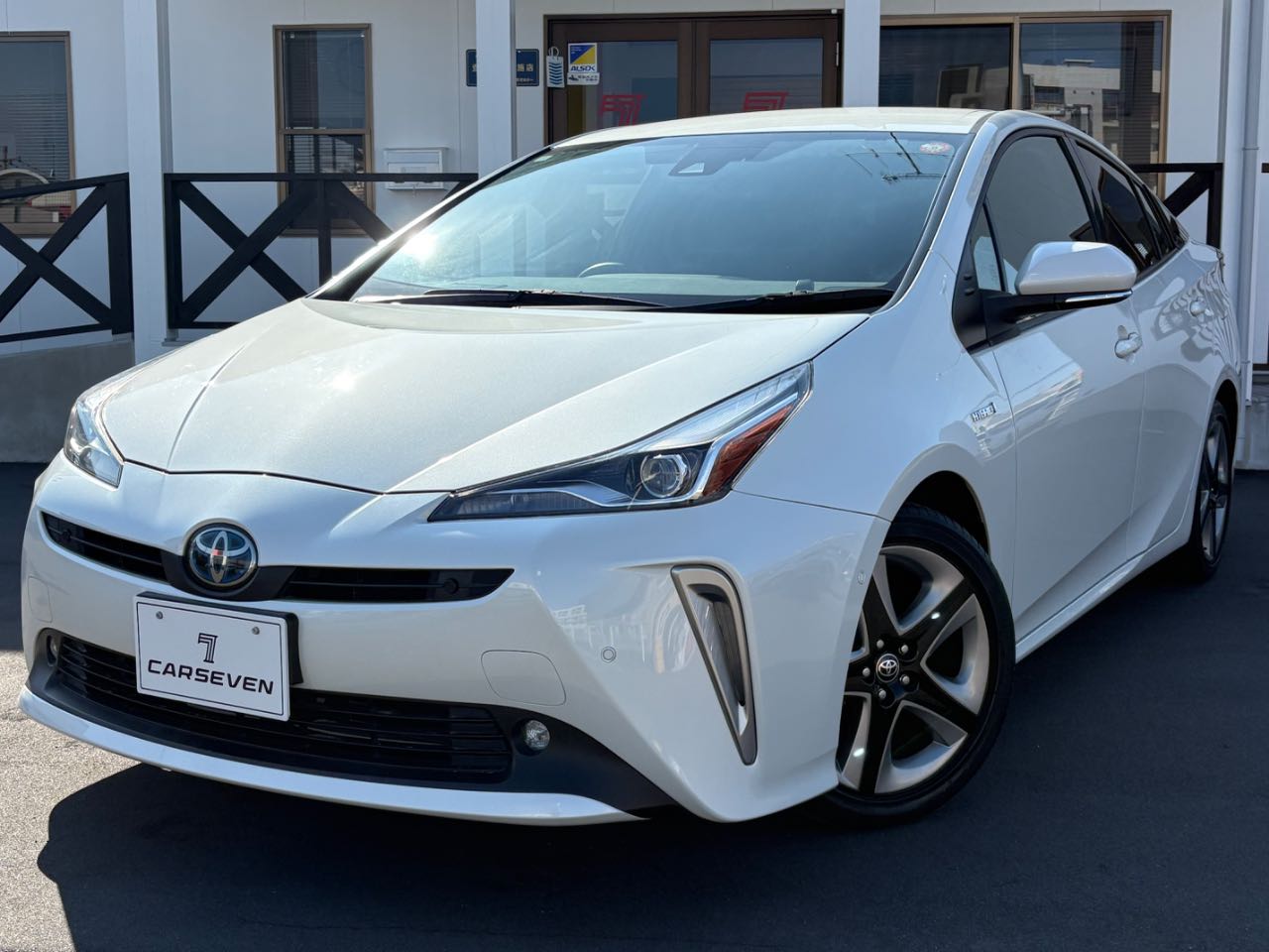 トヨタ プリウス