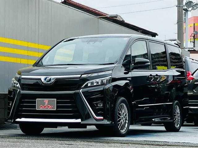 トヨタ ヴォクシー　ハイブリッド