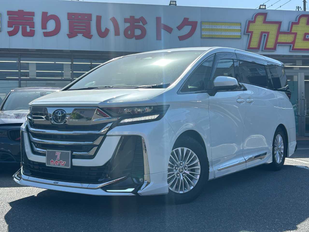 トヨタ ヴェルファイア　ハイブリッド