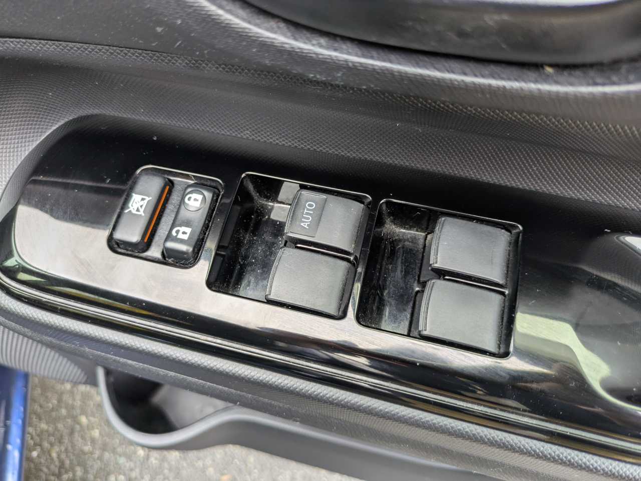 トヨタ アクア