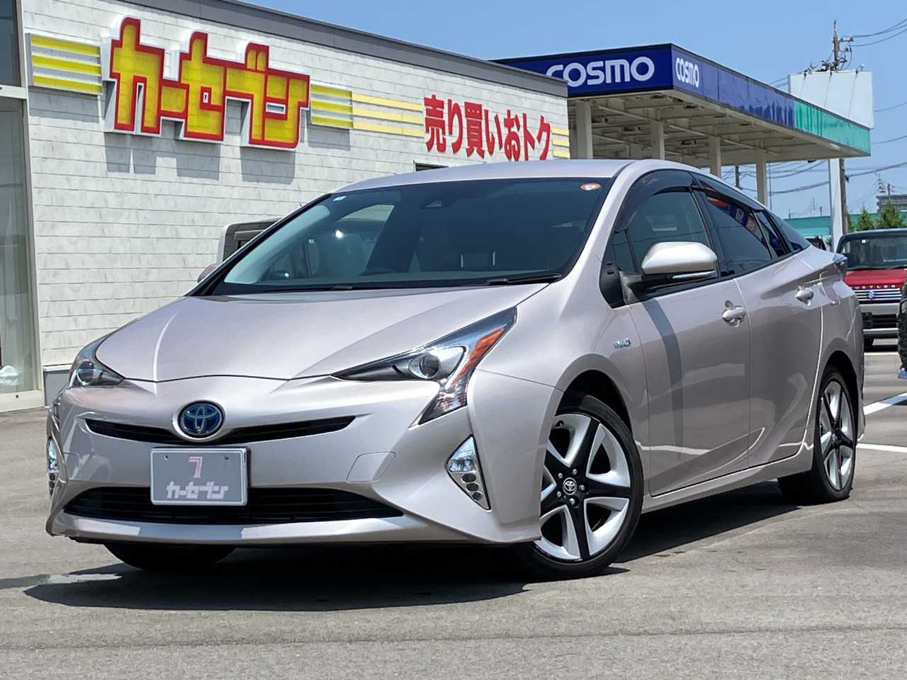 トヨタ プリウス