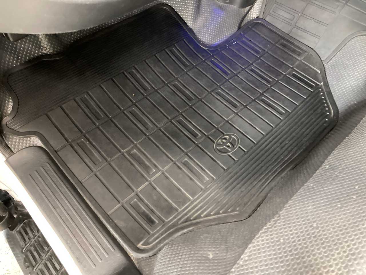 トヨタ ハイエースバン
