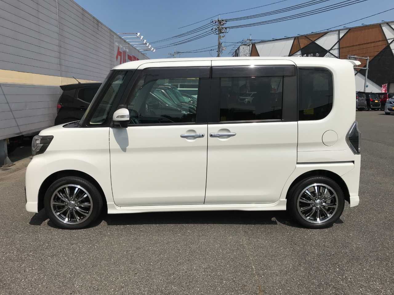 ダイハツ タント