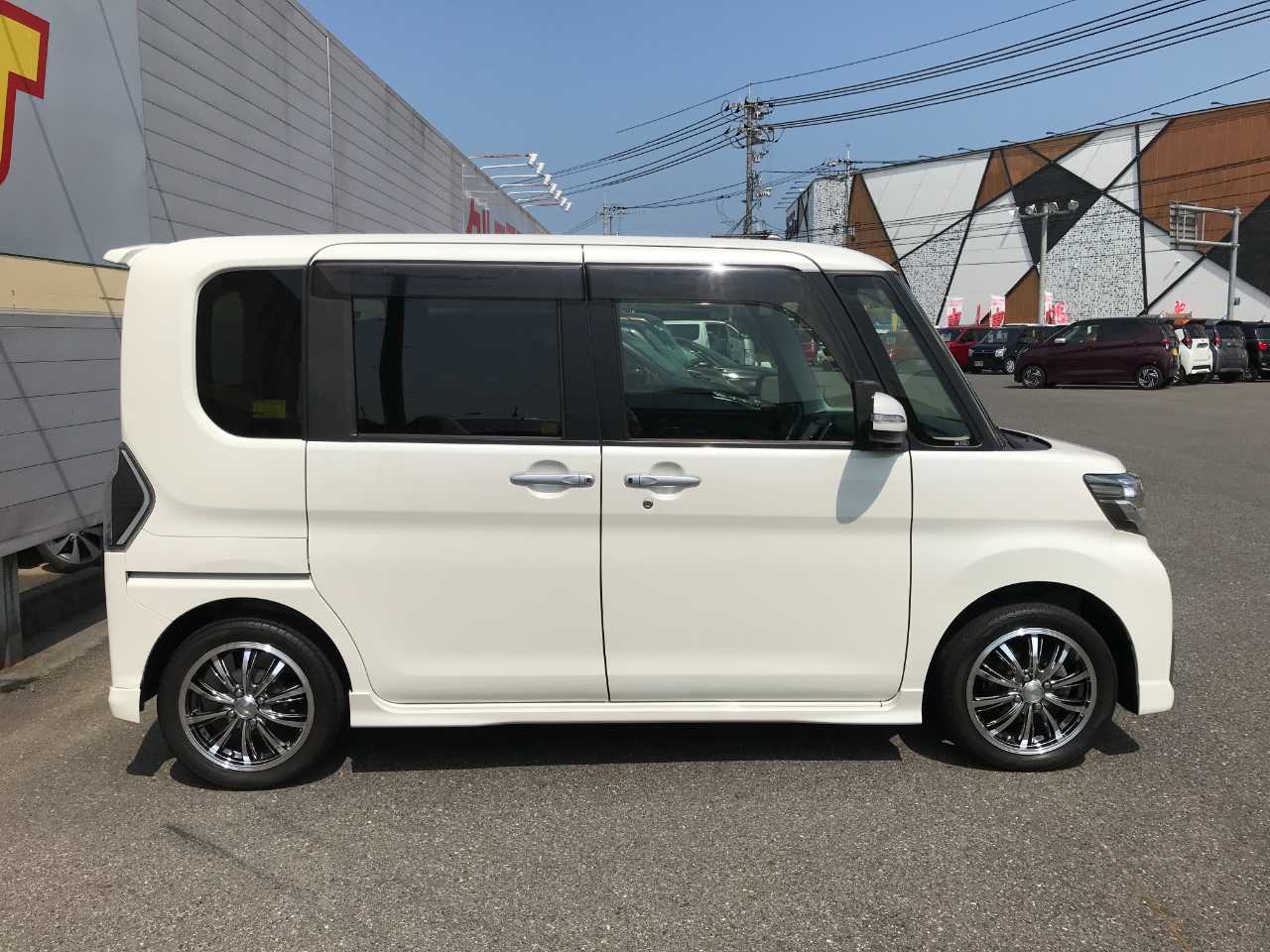 ダイハツ タント