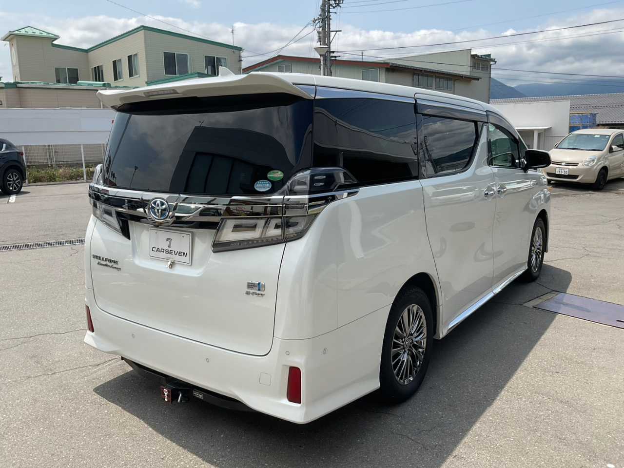 トヨタ ヴェルファイア　ハイブリッド