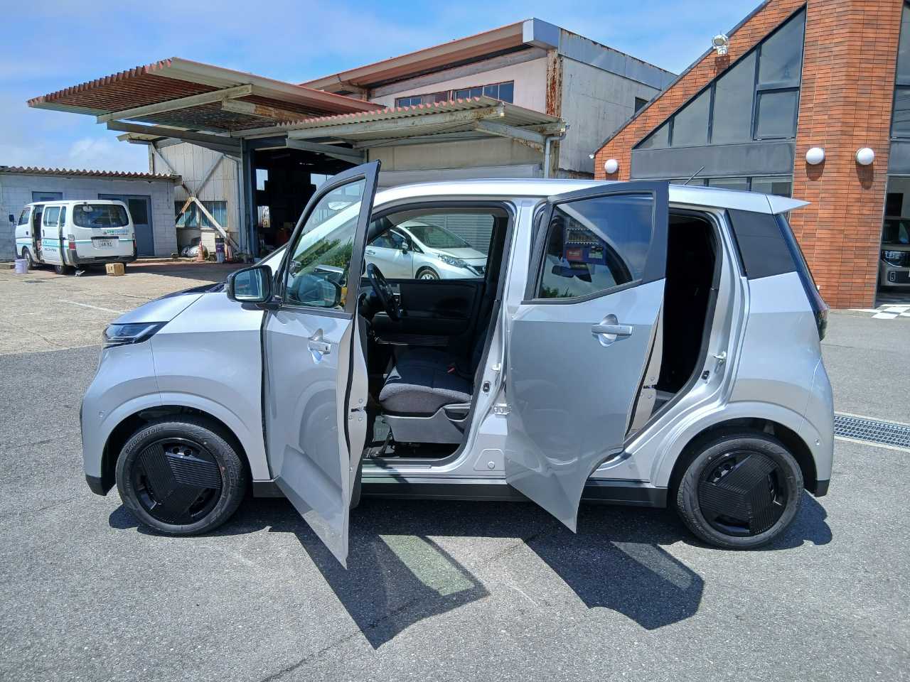 日産 サクラ
