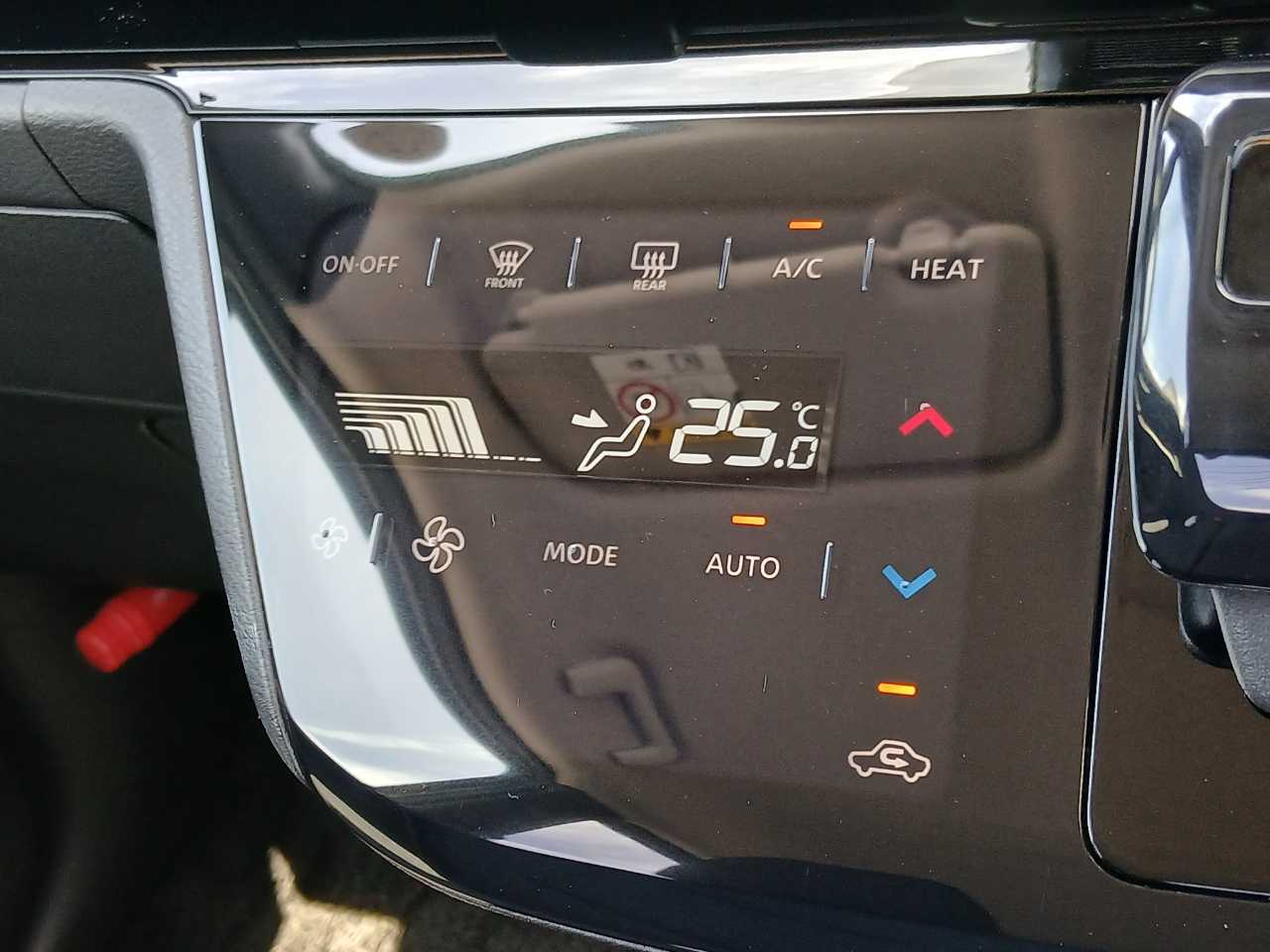 日産 サクラ
