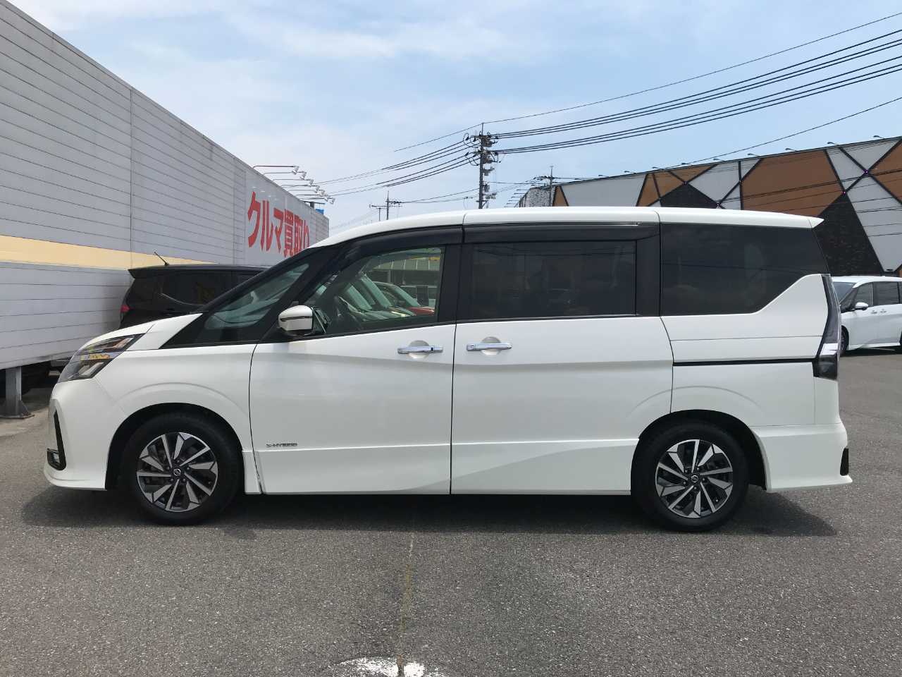 日産 セレナ