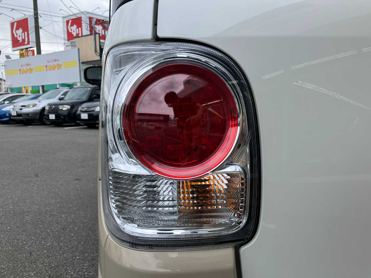 ダイハツ ムーヴ　キャンバス
