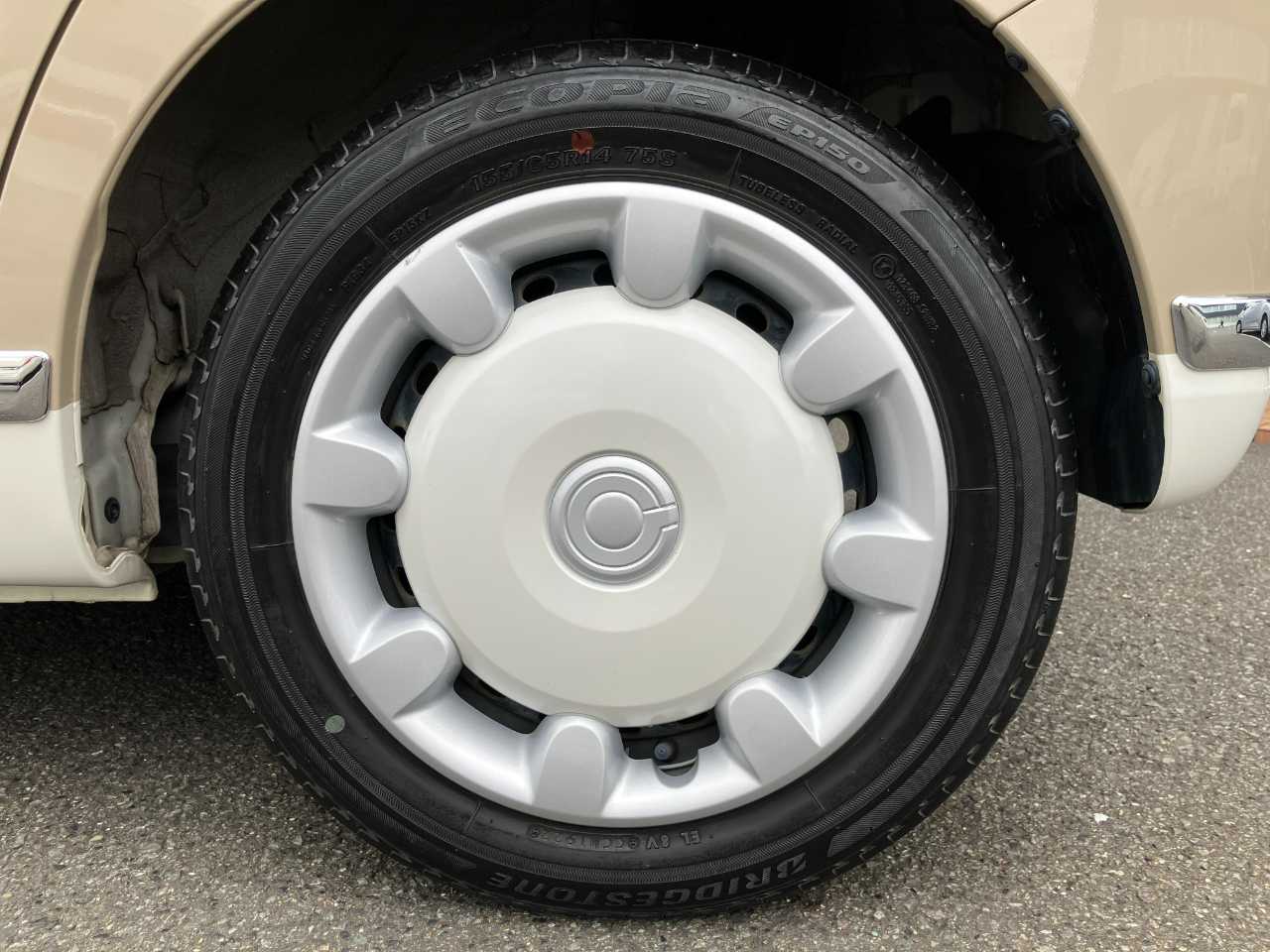 ダイハツ ムーヴ　キャンバス