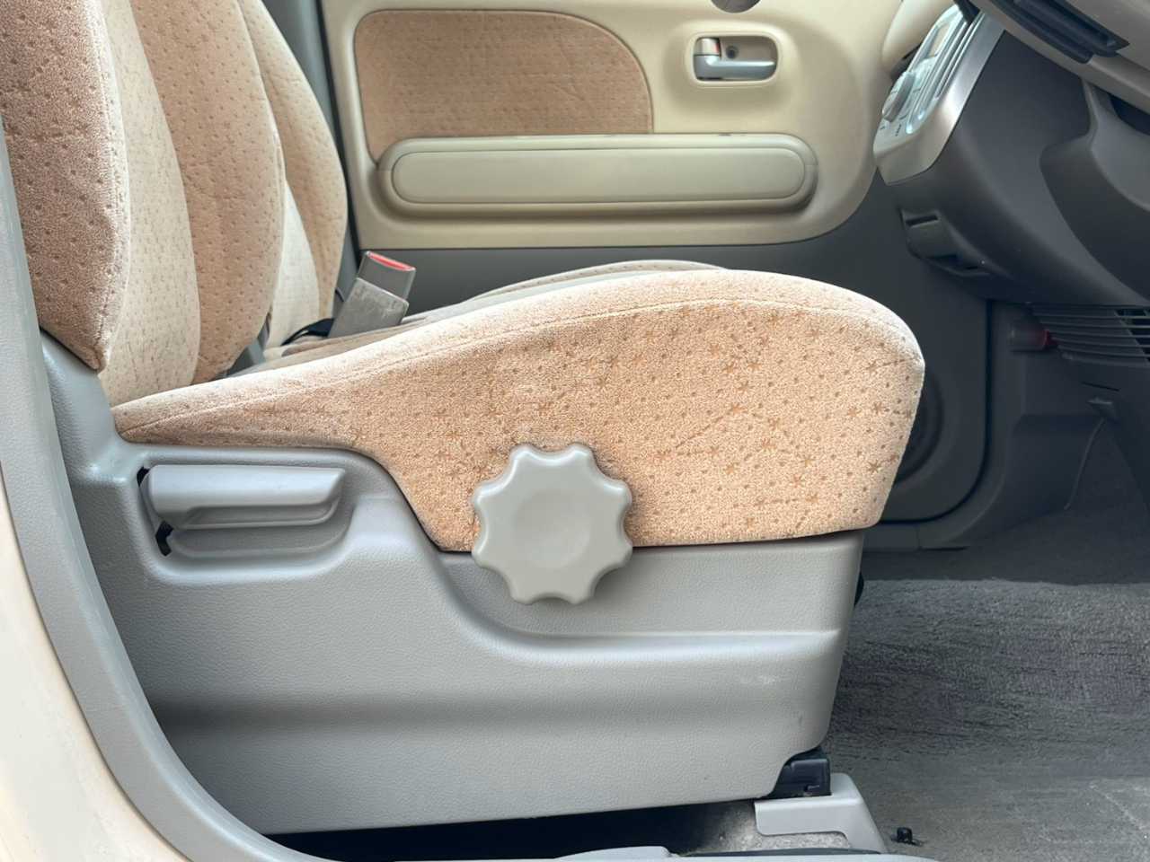 日産 モコ