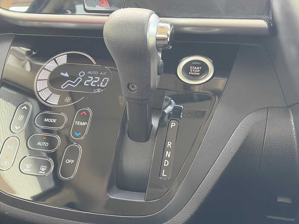 日産 デイズ　ルークス