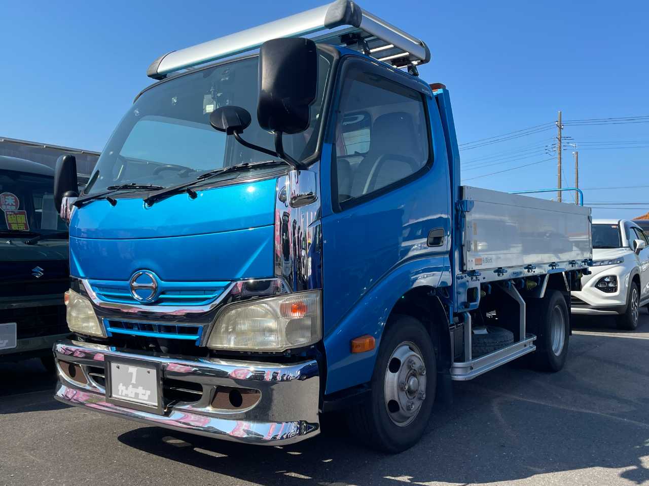 日野自動車 デュトロダンプ