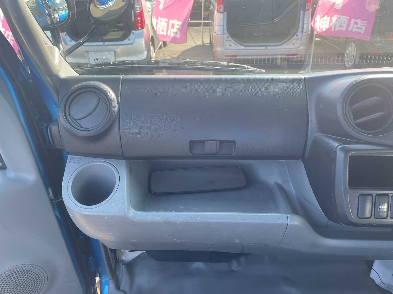 日野自動車 デュトロダンプ