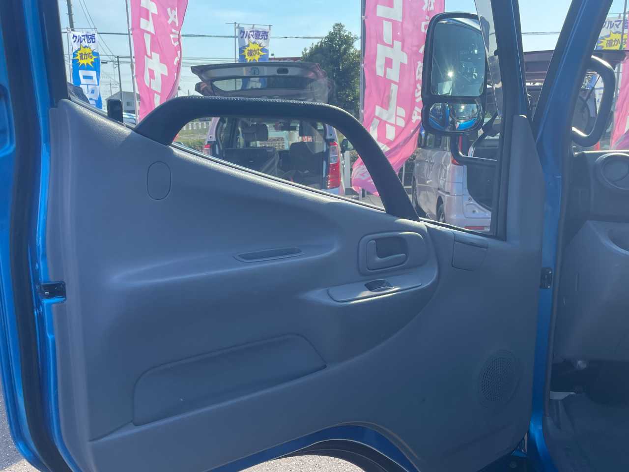 日野自動車 デュトロダンプ