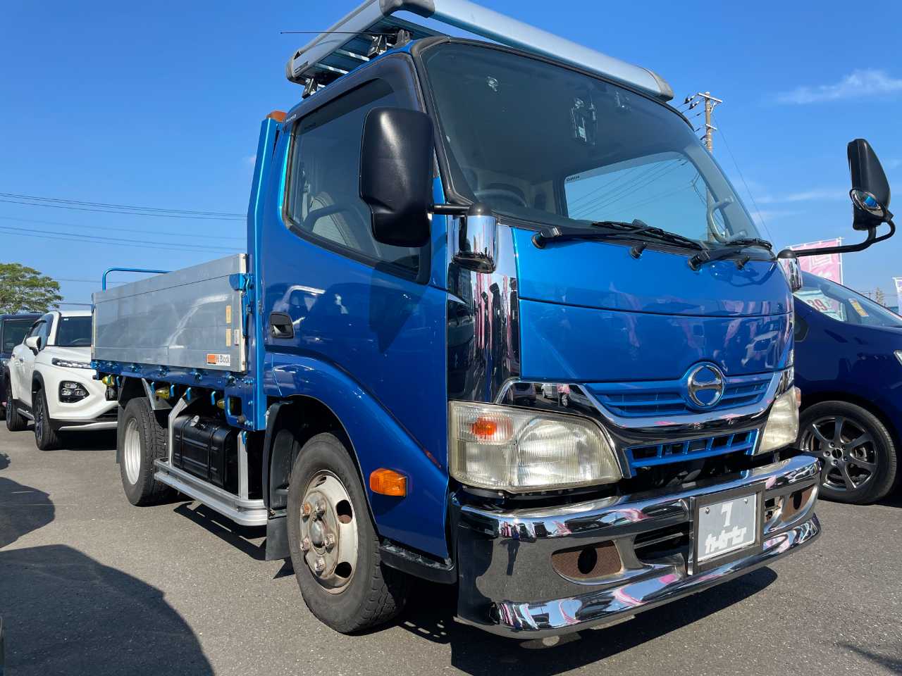 日野自動車 デュトロダンプ