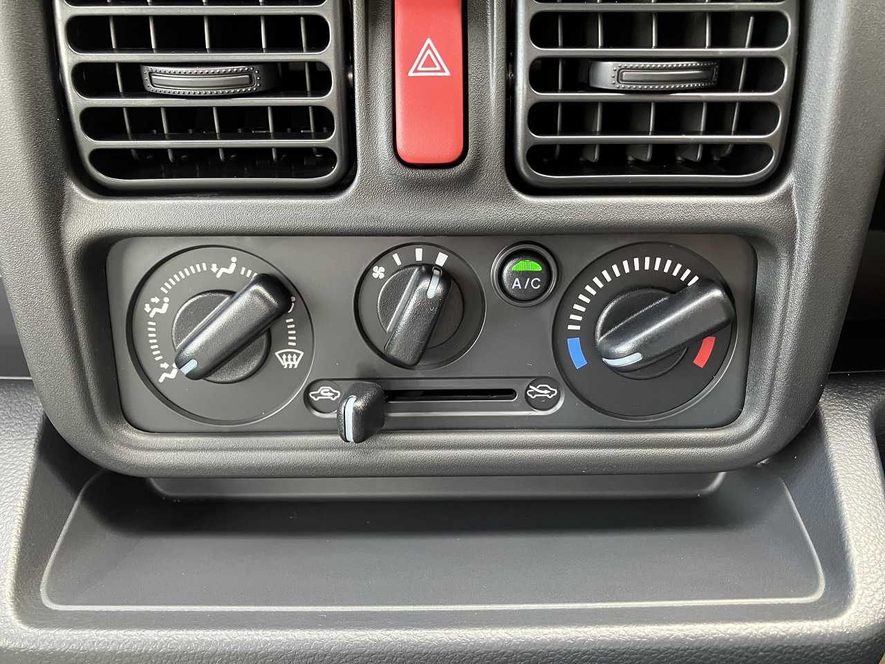 日産 クリッパートラック