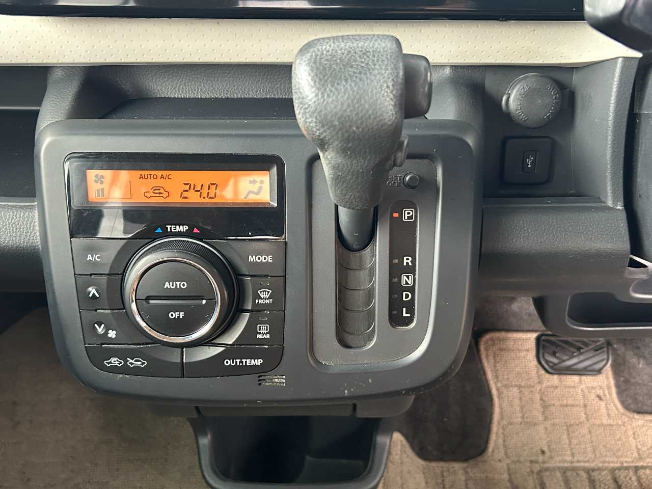 日産 モコ