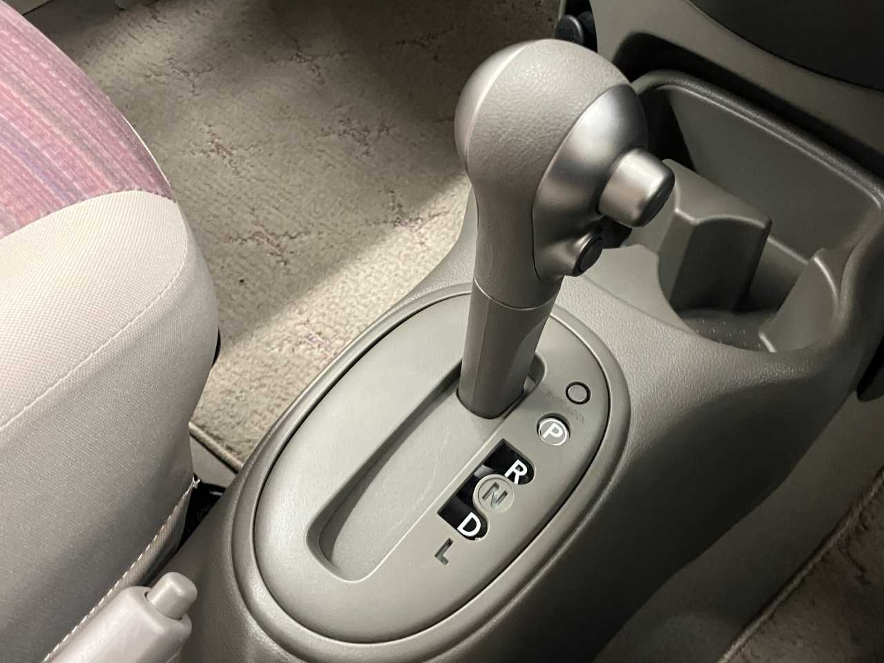 日産 マーチ　ＨＢ
