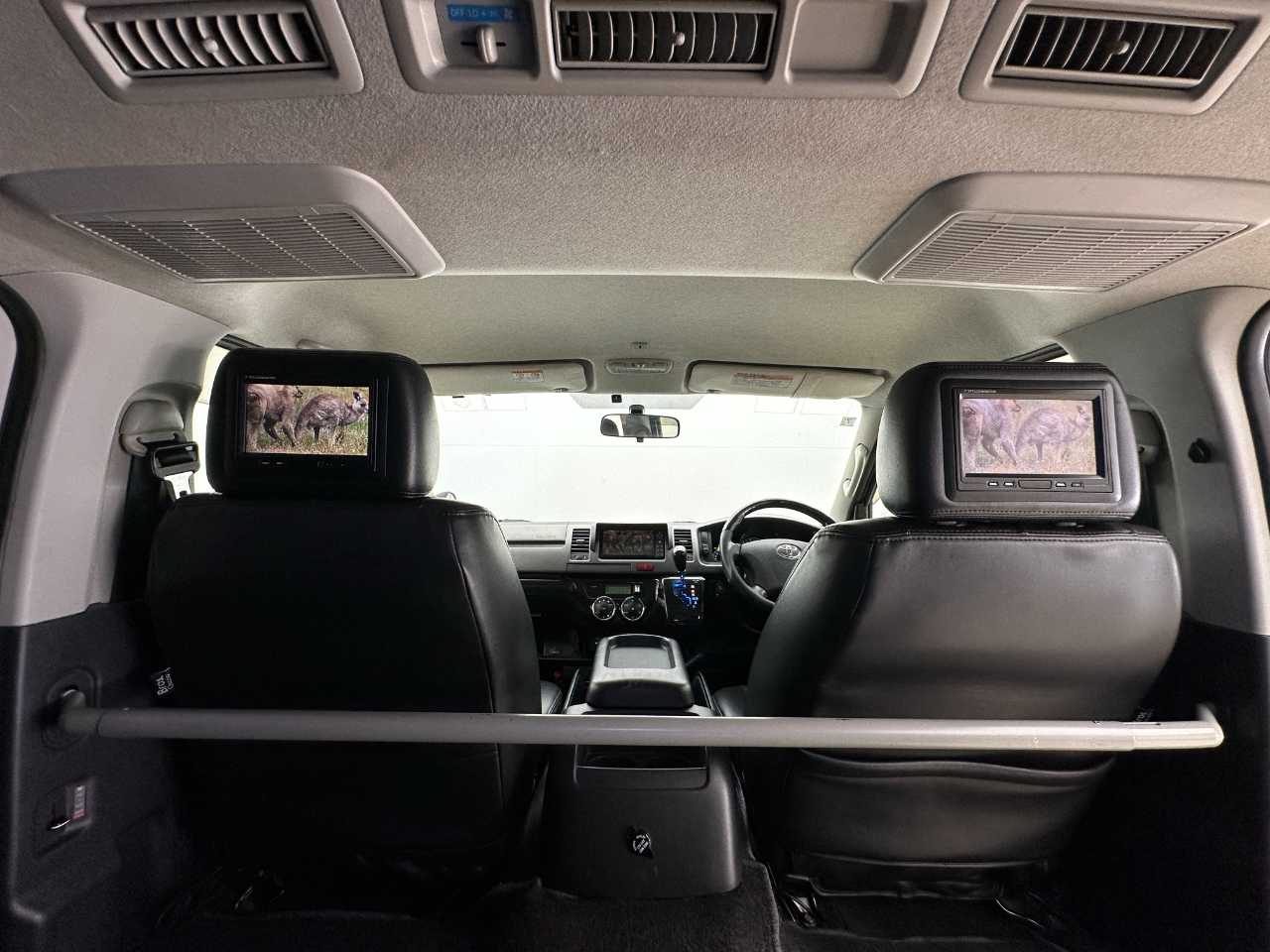 トヨタ ハイエースバン