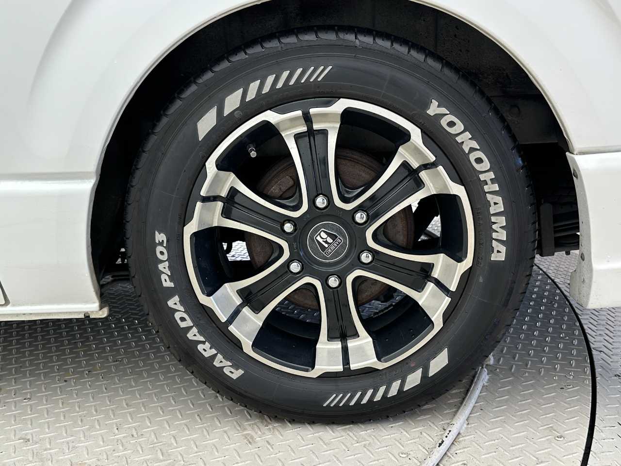 トヨタ ハイエースバン