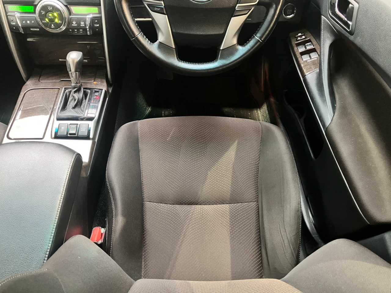 トヨタ マークＸ