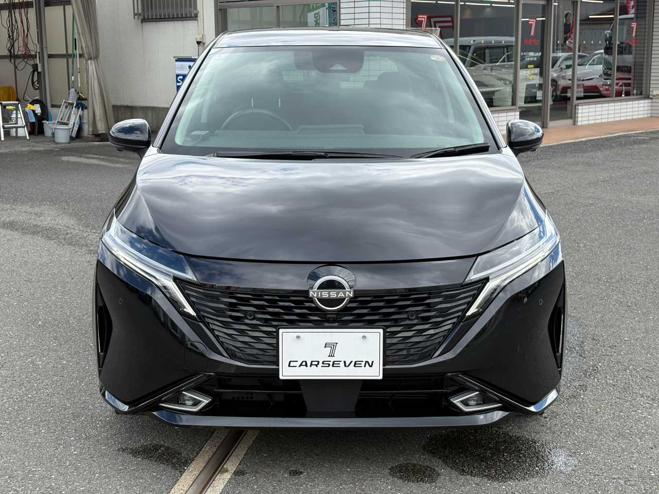 日産 オーラ
