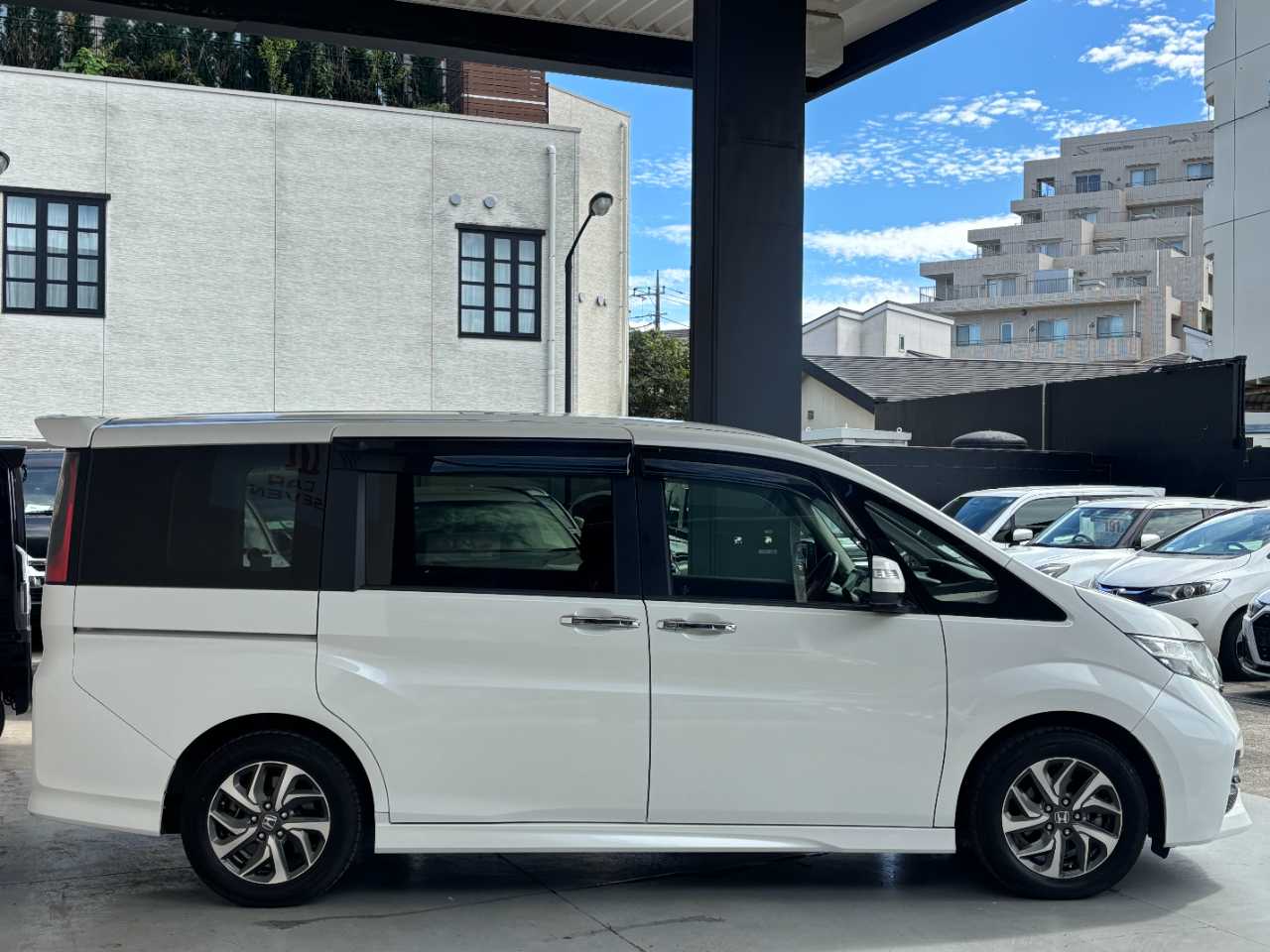 ホンダ ステップワゴン　スパーダ